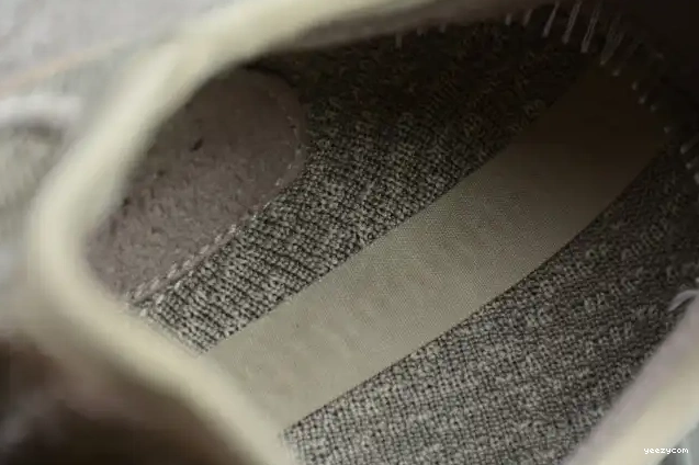 350 AQ2660 Moonrock Boost Yeezy Adidas 0614